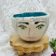 Load image into Gallery viewer, Second- Lady Pinch Pot
